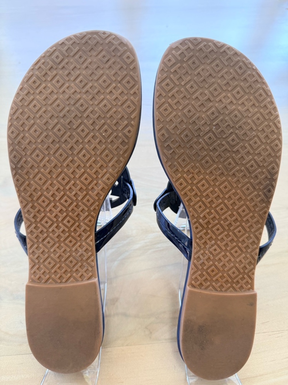 Rare TORY BURCH Blue Sandals with Rainbow Logo Medallions- Pride Sz 9.5 - Picture 3 of 6